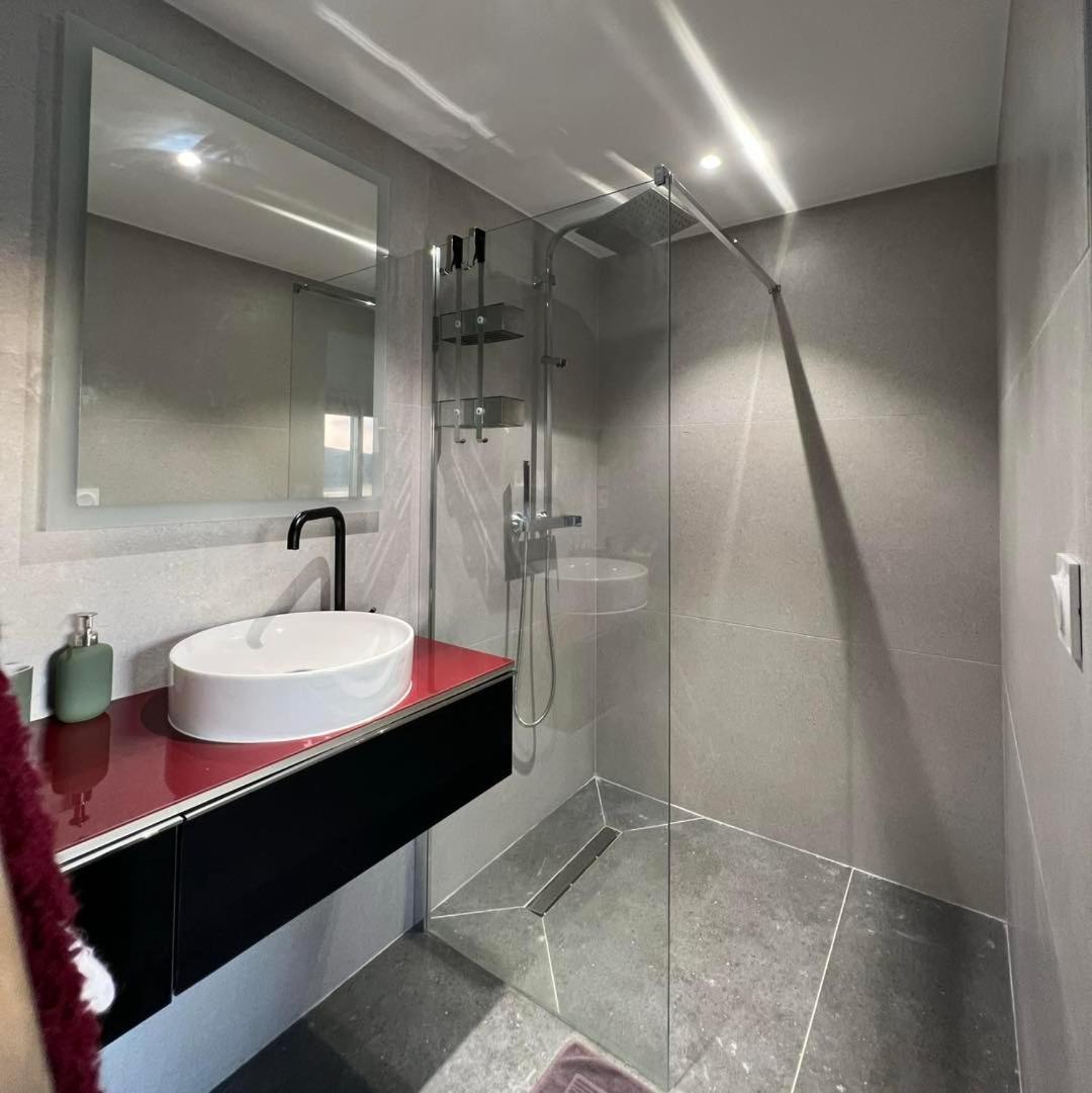 Aquabella Hotel Aiguebelette-le-Lac Ngoại thất bức ảnh